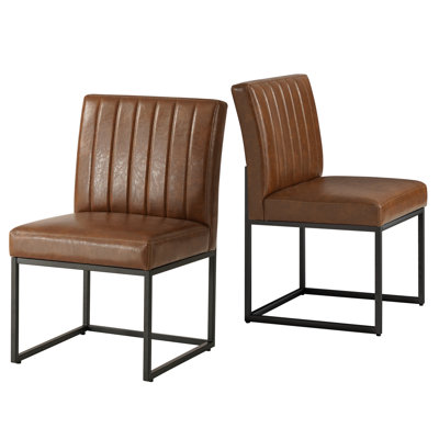Chaise d'appoint rembourrée en similicuir