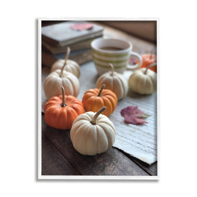 Cozy Pumpkins Scattered Leaves