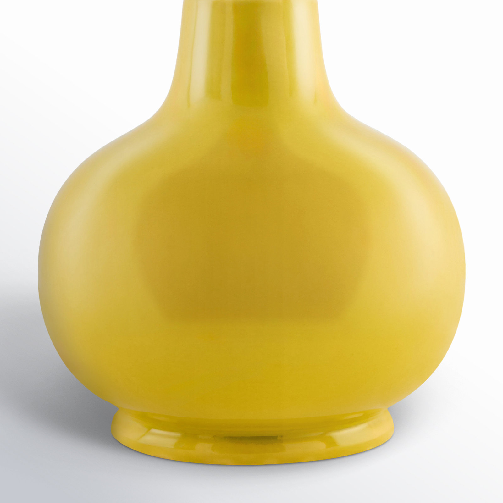 Momsen Scallop Shade Lamp, 13"" H x 8"" W x 8"" D, Yellow, White Twill