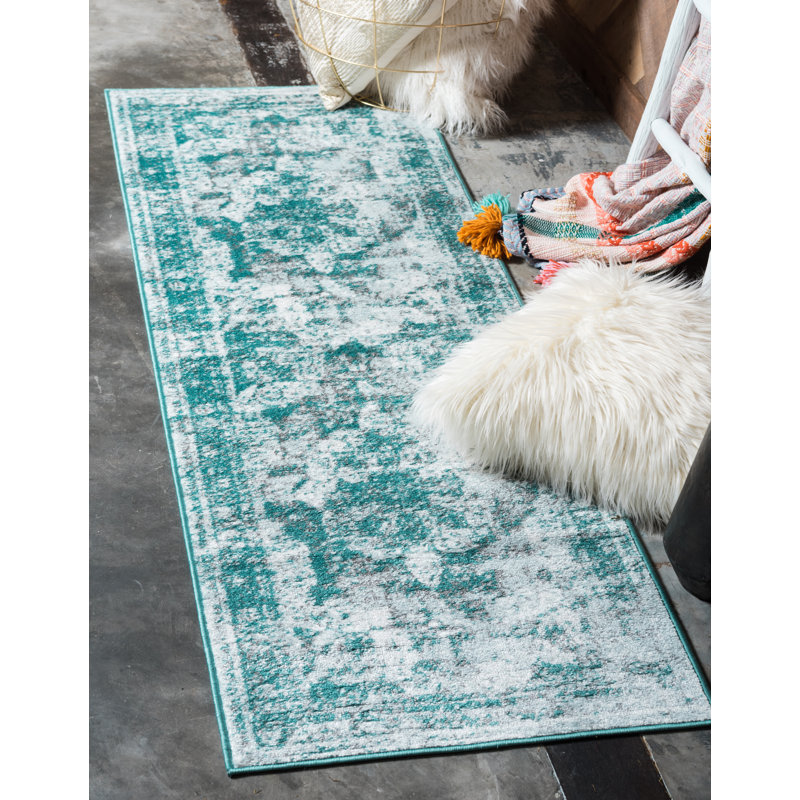 Brandt Oriental Indoor Rug, Runner 3'3" x 16'5"