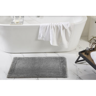 Tapis de salle de bain touffeté à la machine Jasmyne