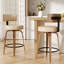 Tabouret de bar pivotant chic en cuir pour un confort et un style ultimes-212838760-212838768