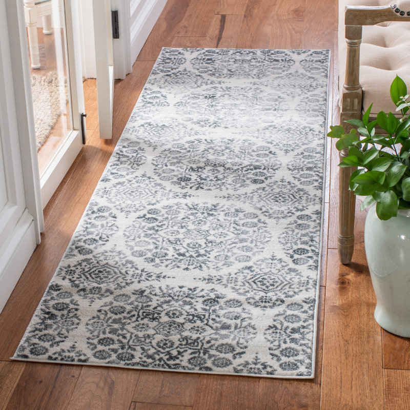 Martha Stewart Isabella Performance Oriental Rug, Runner 2'2" x 7'