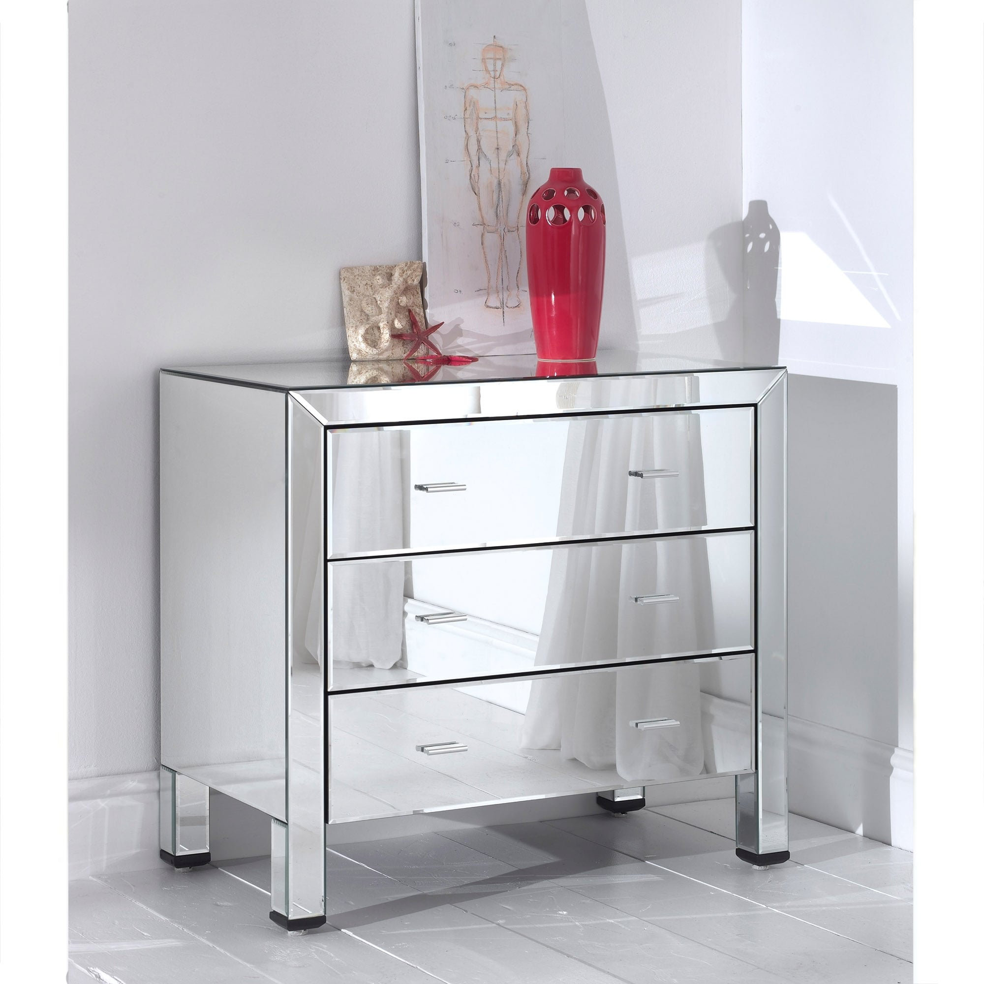 Venetian mirrored chest of outlet drawers