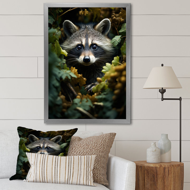 Curious Raccoon Collage VI - impression, Toile avec cadre photo argenté, H 32 po x l 24 po x P 1 po