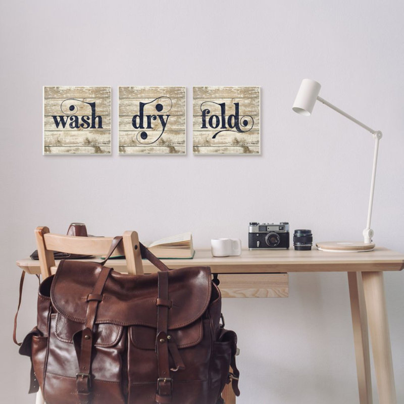 «Rustic Wash Dry Fold Text Distress Grain Design» par Kyra Brown - impression d'art textuel, Plaque murale