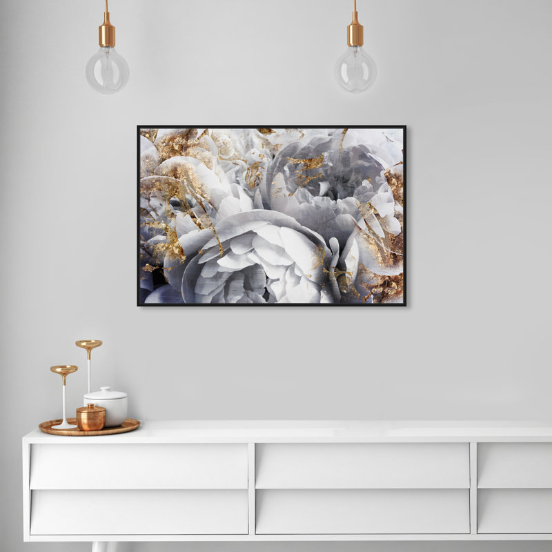 « Her Peony Garden » - impression d'art graphique, l 36 po x H 24 po, Cadre noir