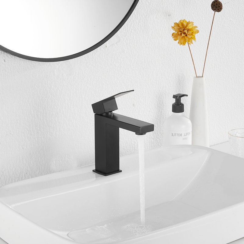 Single-Hole Bathroom Faucet