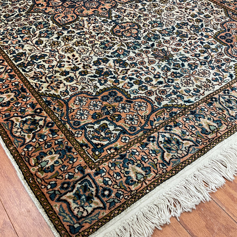  Handmade Kashmiri Silk Rug