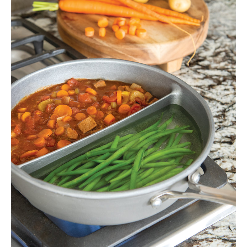 Nordic Ware 2 en 1 divisé 2,5 pte Casserole en fonte d'aluminium