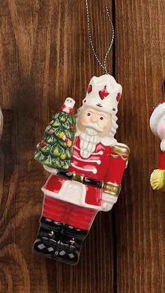 Spode Christmas Tree Nutcracker With Tree Ornament