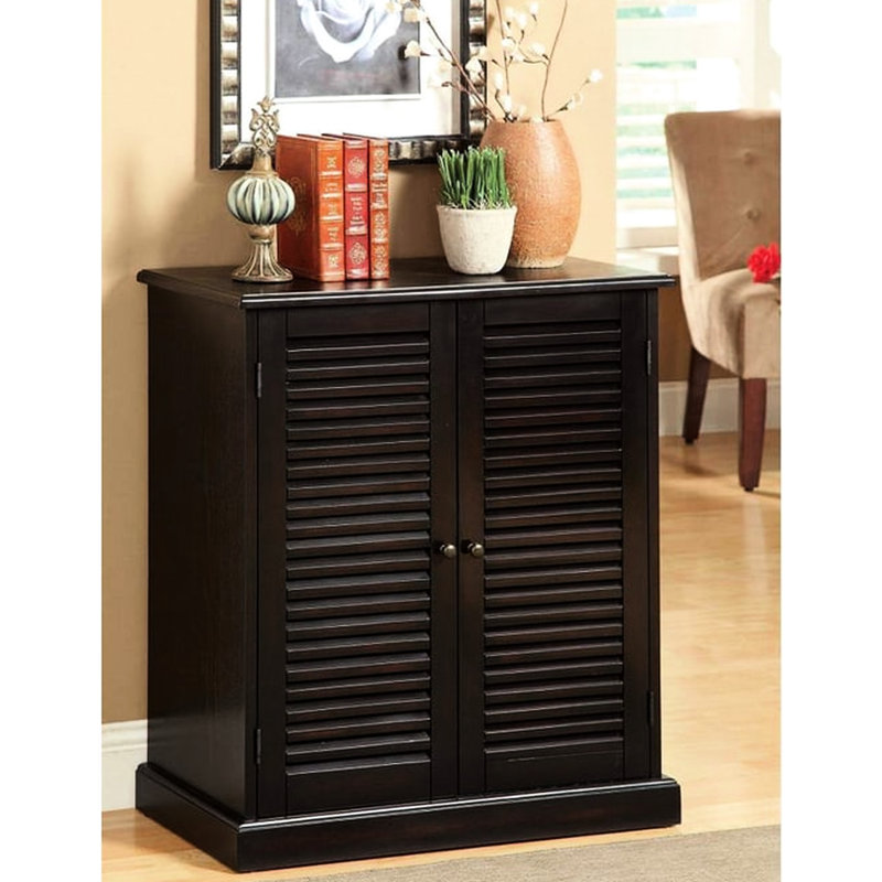 Armoire à chaussures moderne à tablettes réglables pour la finition de l'espace de vie avec portes et tablettes