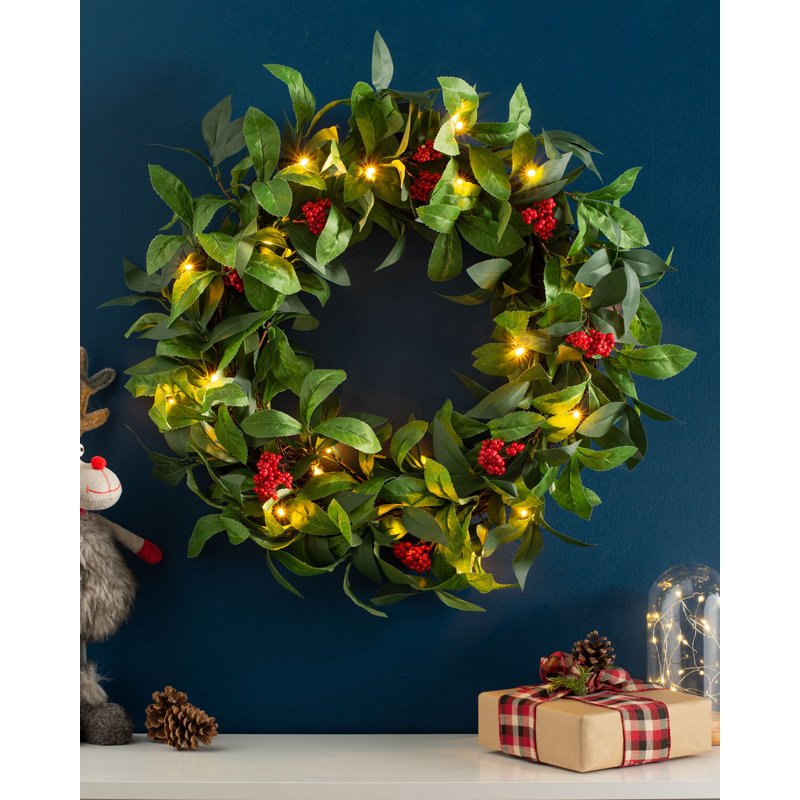 Faux Lighted Berry 61cm Wreath