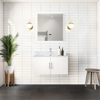 36 po L x P 22 po. Meuble-lavabo blanc brillant, comptoir en marbre, robinet, miroir à DEL - aux rayures et aux taches