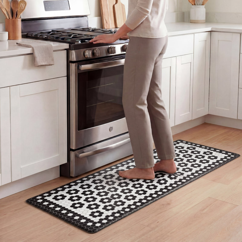  Tapis de bien-être Novelty, Rectangle 48" L x 20" H, Black & White Multi Floral