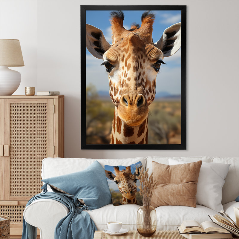«Blue Giraffe Portrait I», reproduction d'art sur toile, H 40 po x l 30 po x P 1,5 po, Cadre photo noir