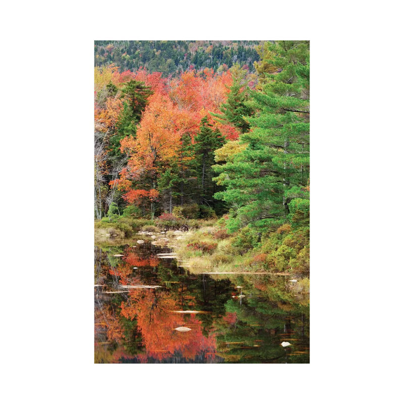 États-Unis, New Hampshire, White Mountains. «Autumn Lake Reflections» par Jaynes Gallery - Photographie sur toile tendue