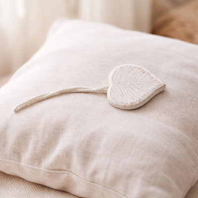 Magnetic Wooden Heart Curtain Tieback x 1 – Easy to Use, No Installation Needed