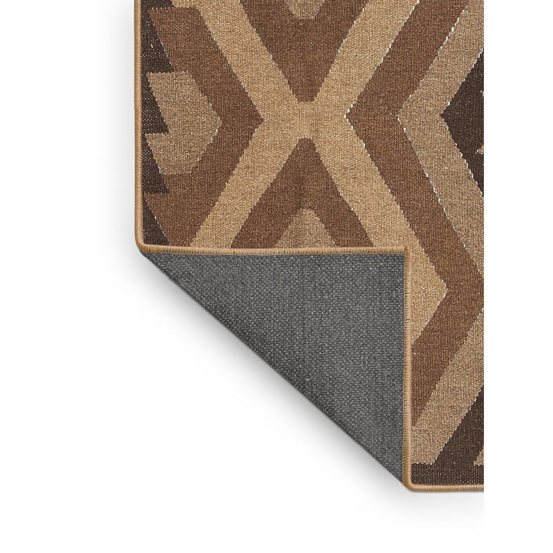 Tapis géométrique brun, Rectangle 5 pi x 8 pi