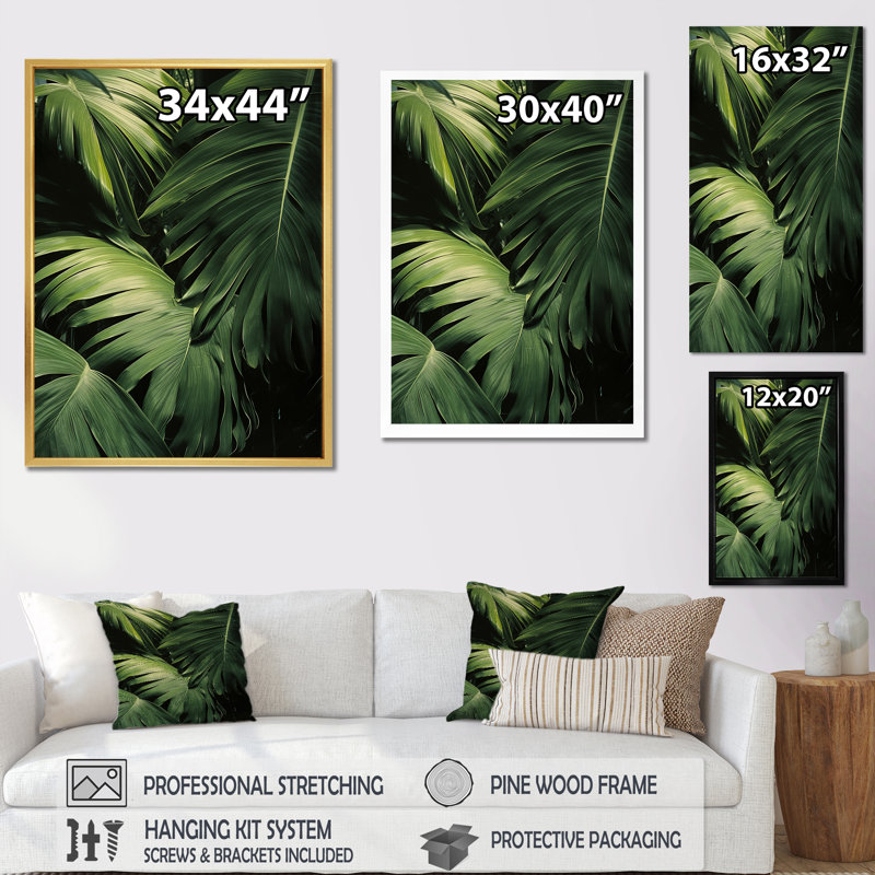 «Jade Jungle Thick Jungle Of Palm Trees», reproduction sur toile, Encadrement doré, H 32 po x l 24 po x P 1 po