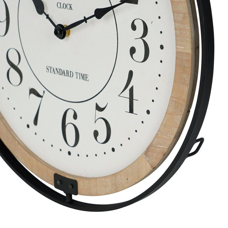 Horloge murale surdimensionnée avec cadre supérieur