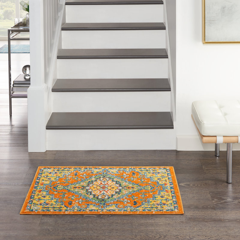 Mihhail Oriental Indoor Rug, Rectangle 2' x 3'
