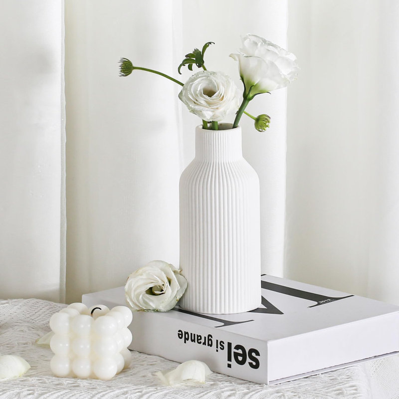 Ceramic Table Vase, White