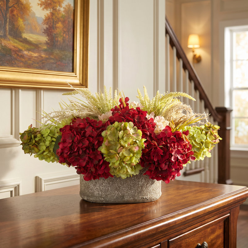 Arrangement d'hortensias d'automne en pot de pierre, Rouge; vert; crème; jaune, H 16 po x l 24 po