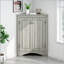 Armoire de rangement triangulaire avec tablettes réglables pour la salle de bain et la cuisine, maximisant l'espace de coin et l'efficacité organisationnelle.-2042534914