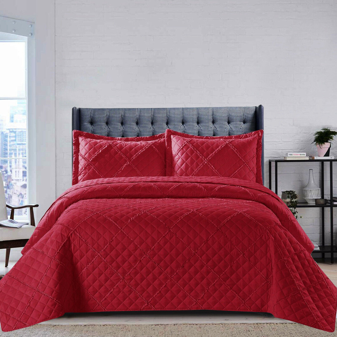 Dez Polyester Geometric Shapes Bedspread with Pillow Shams Included