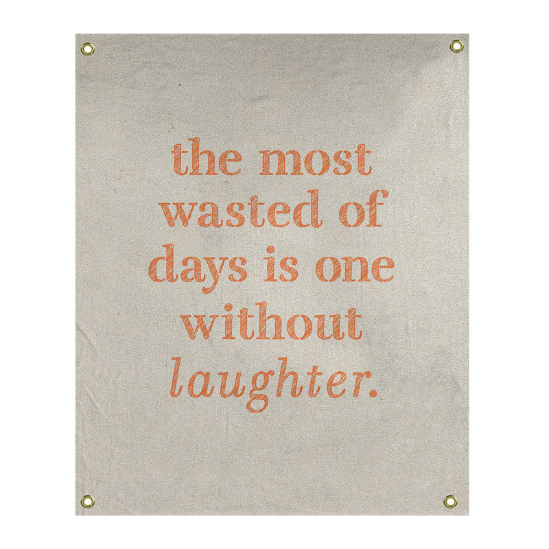 Tapisserie en polyester pour citation de rire, H 36 po x l 26 po, Blanc / Orange