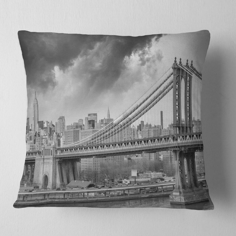 Coussin gris Manhattan, 18 po x 18 po, Coussin décoratif