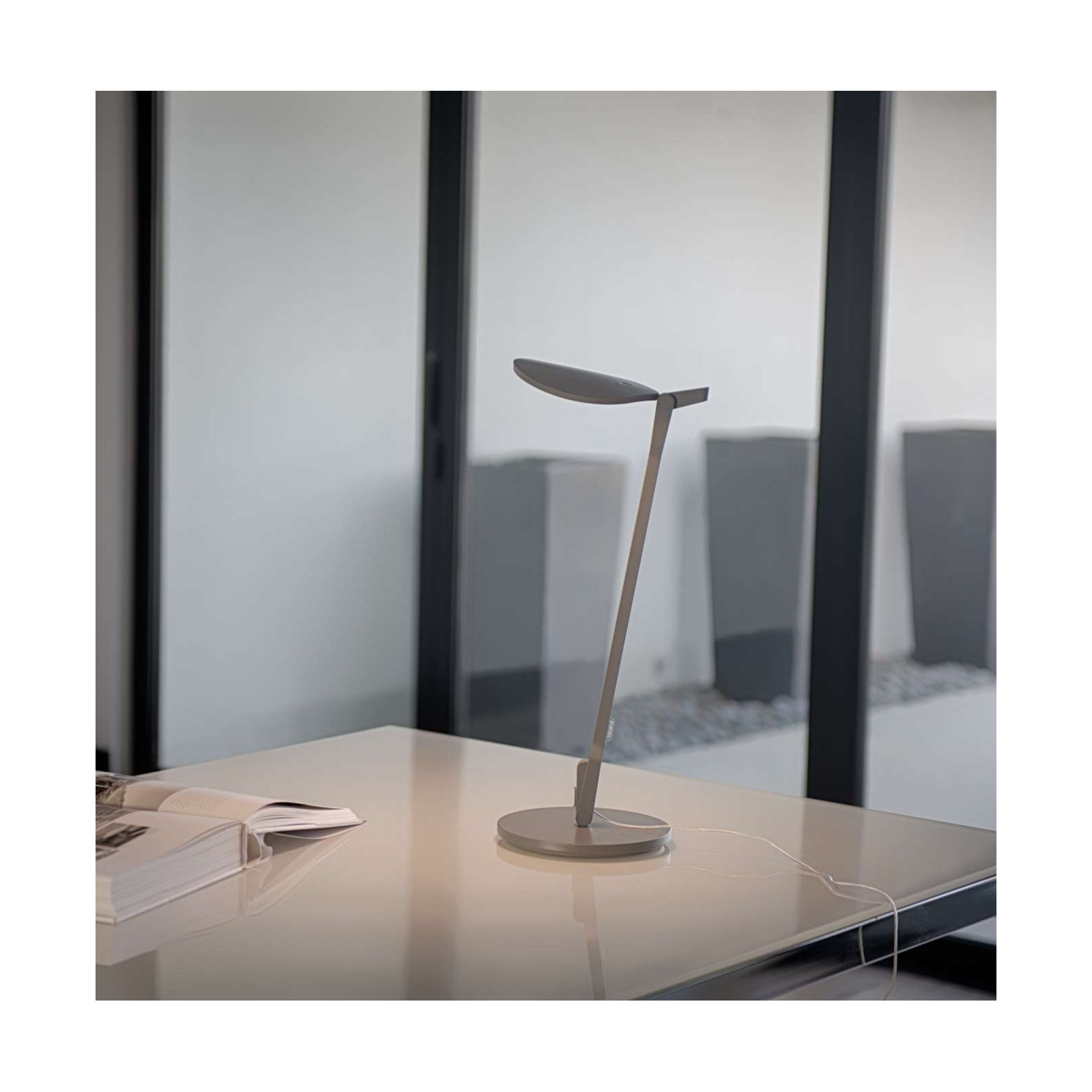Splitty Metal USB Desk Lamp, Silver