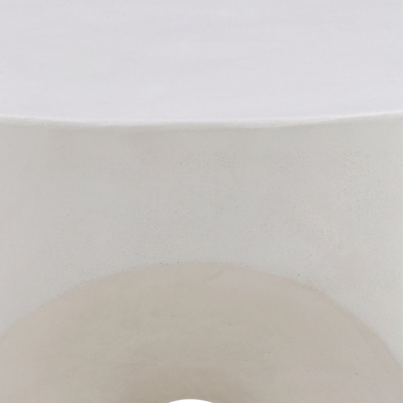 Table d'appoint en pierre / béton Hutchins