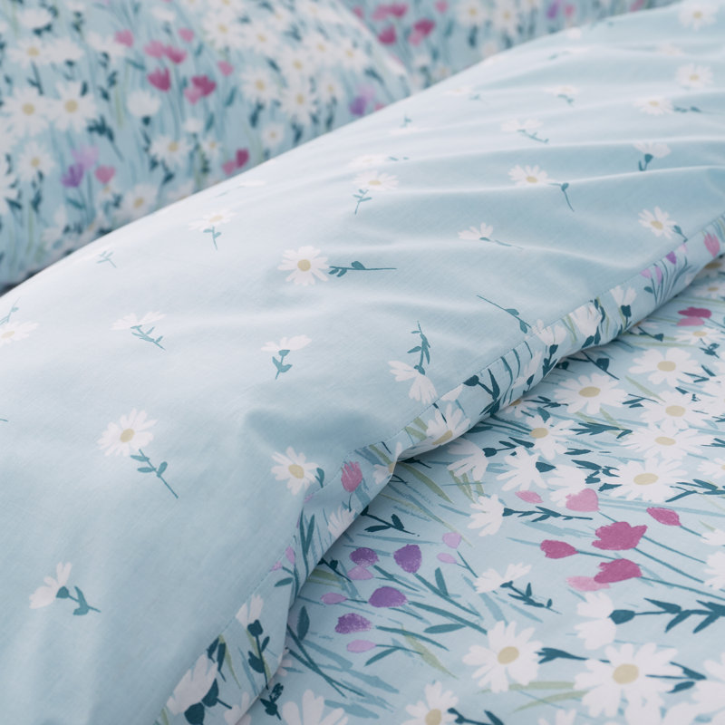 Daisy Meadow Floral Reversible Duvet Cover Set, Single - 1 Standard Pillowcase