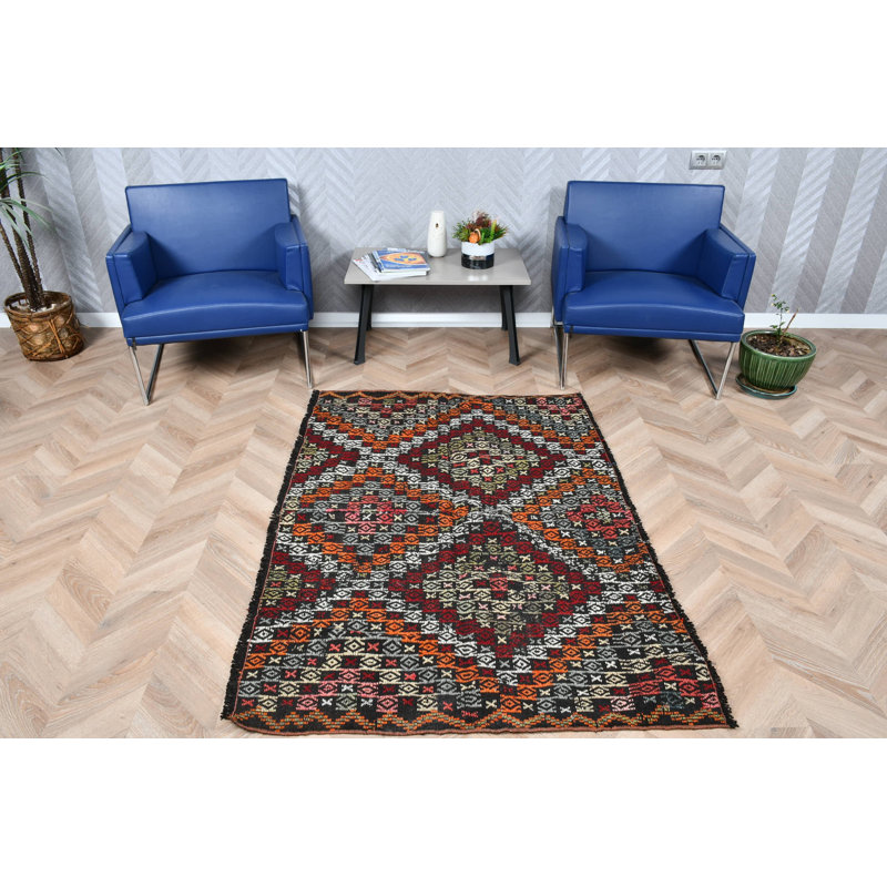 Tapis kilim rouge brodé à la main dans un style turc rétro idéal pour la décoration de vestibule