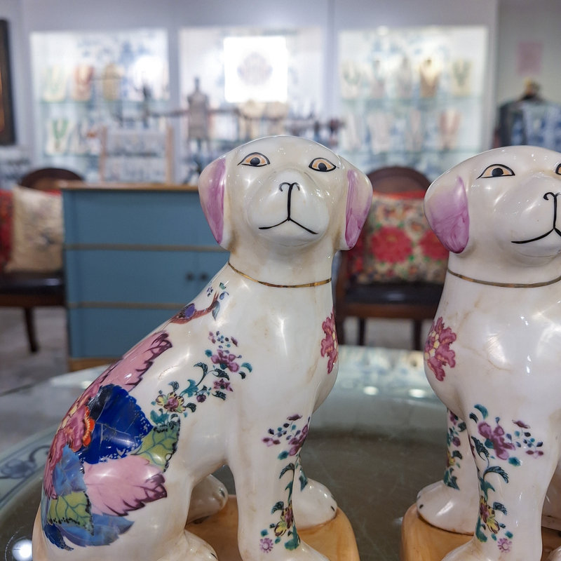 Tobacco Leaf Porcelain Dog Figurines Pair
