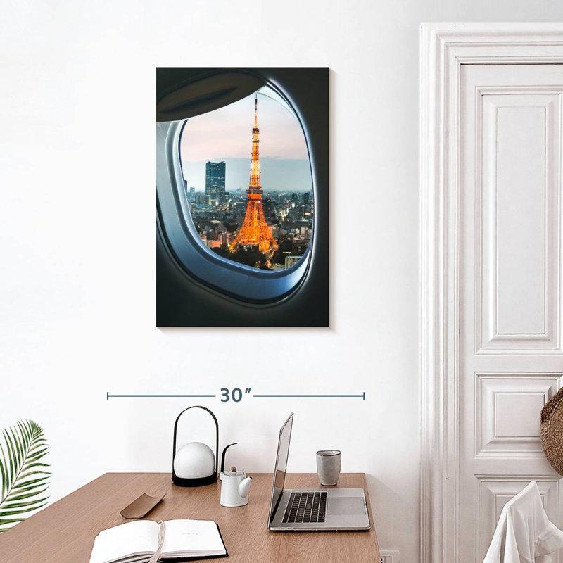 Vue de la fenêtre de la tour Aime Aime, H 30 po x l 20 po