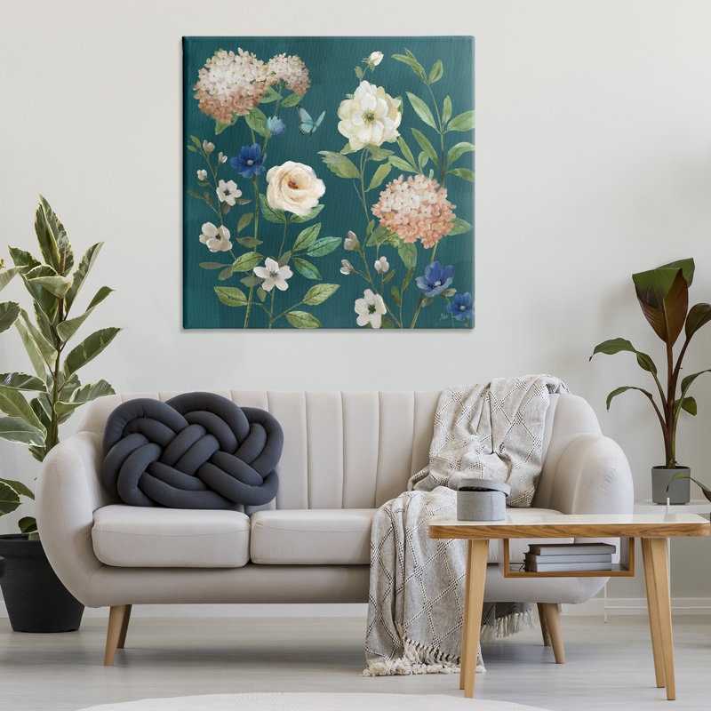 Bright Garden Blooms sur toile verte, design par Nan, H 36 po x l 36 po