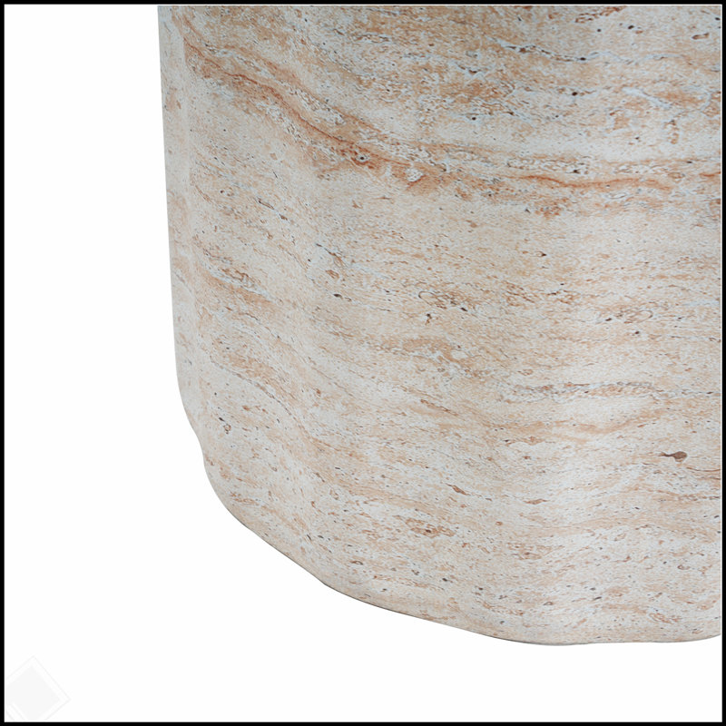 Table d'appoint d'extérieur / d'intérieur en béton léger avec finition en travertin, polyvalente et durable pour un décor moderne
