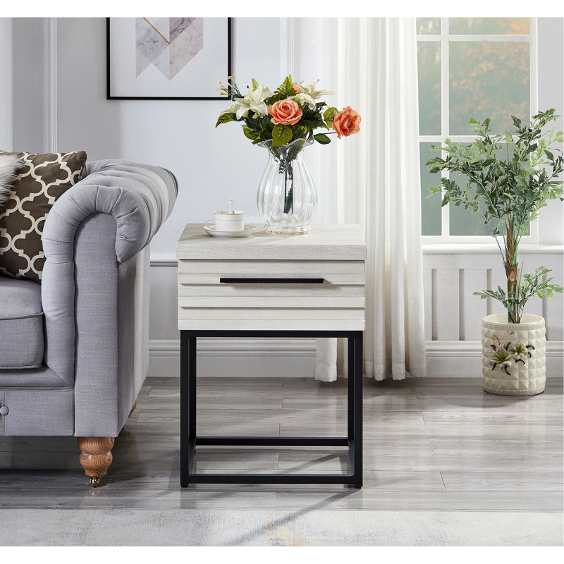 Meuble à chaussures blanc céleste - Rangez vos chaussures avec style grâce à cette table d'appoint avec tiroir. Pratique et élégante. Matériaux. 18,02 cm (l) x 17 cm (p) x 24 cm (h).