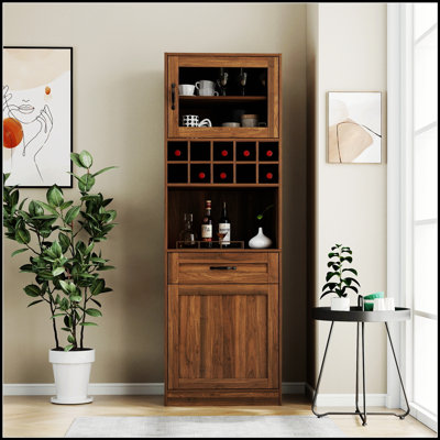 Armoire de cuisine polyvalente avec tablettes coulissantes à plusieurs niveaux, portes en verre et rangement pour le vin pour une organisation efficace et une présentation élégante.