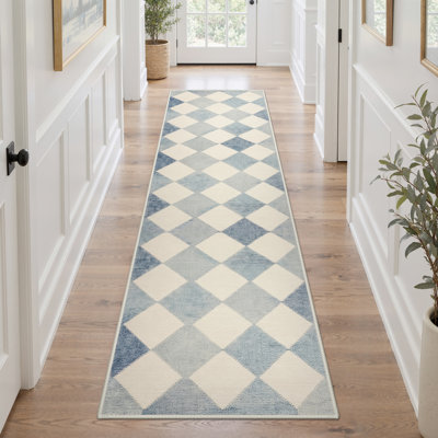 Teshayla Coastal Geometric Diamond Machine Washable Blue / Beige Indoor Area Rug with Non-Slip Backing