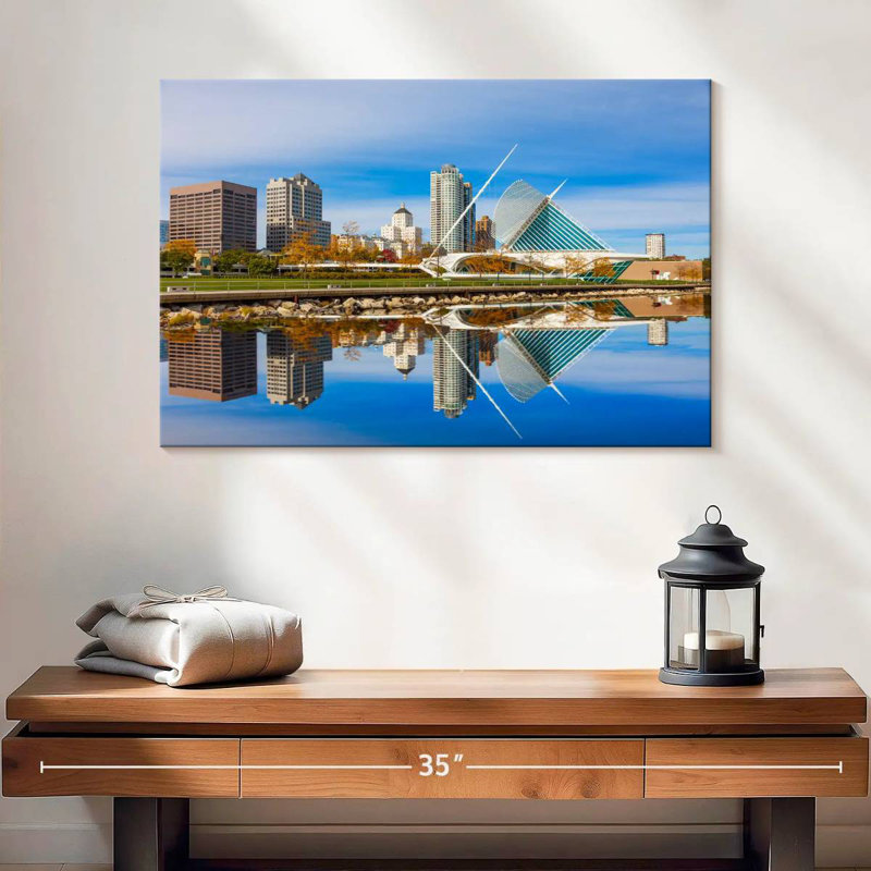 Milwaukee Skyline, 16" H x 24" W