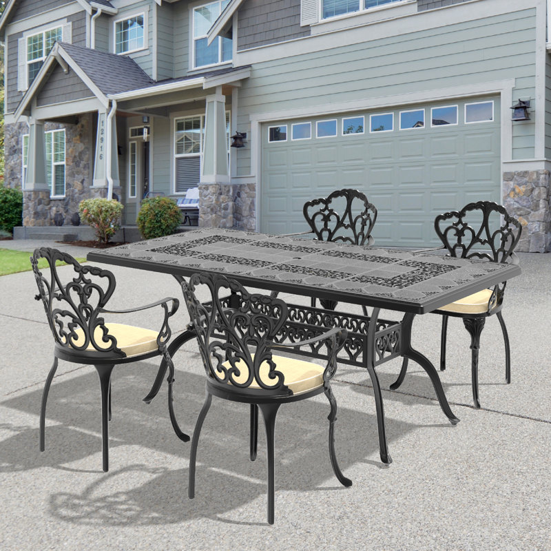 Ensemble de salle à manger rectangulaire en aluminium coulé avec trou pour parasol et coussin blanc cassé L 68,9 po x l 35,43 po Almada