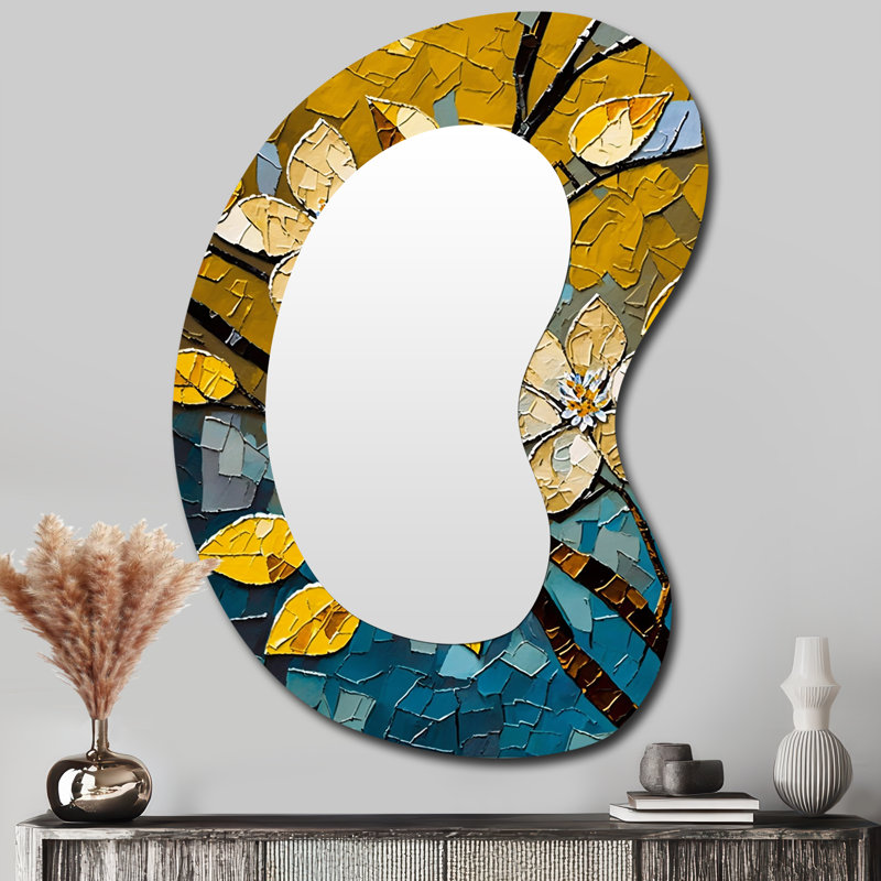 Miroir mural traditionnel irrégulier Bright Blossoming, 39 po x 28 po