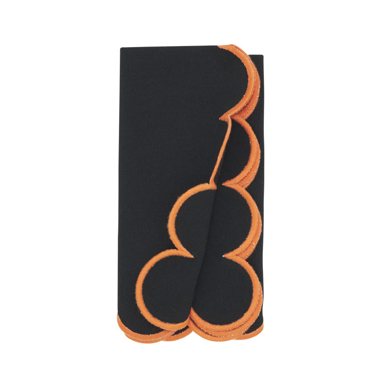Sweet Edge Scalloped Napkin (Set of 4), Black