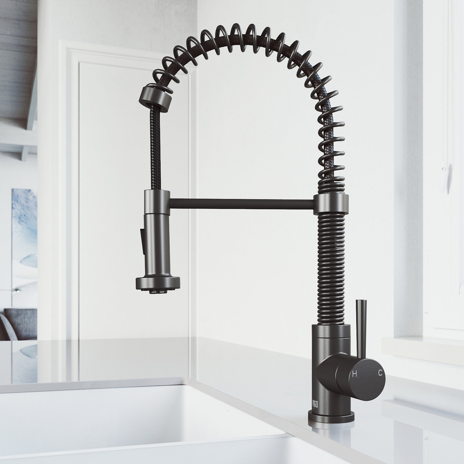 Edison Pull-Down Kitchen Faucet, Without Soap Dispenser, Graphite Black