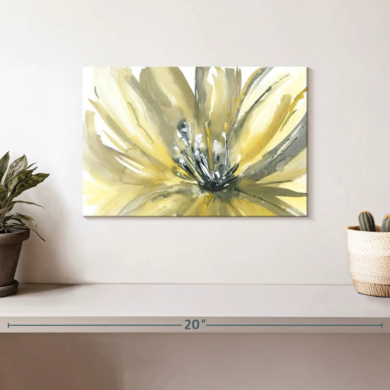 Avery Summer Flower, 8'' H x 12'' W