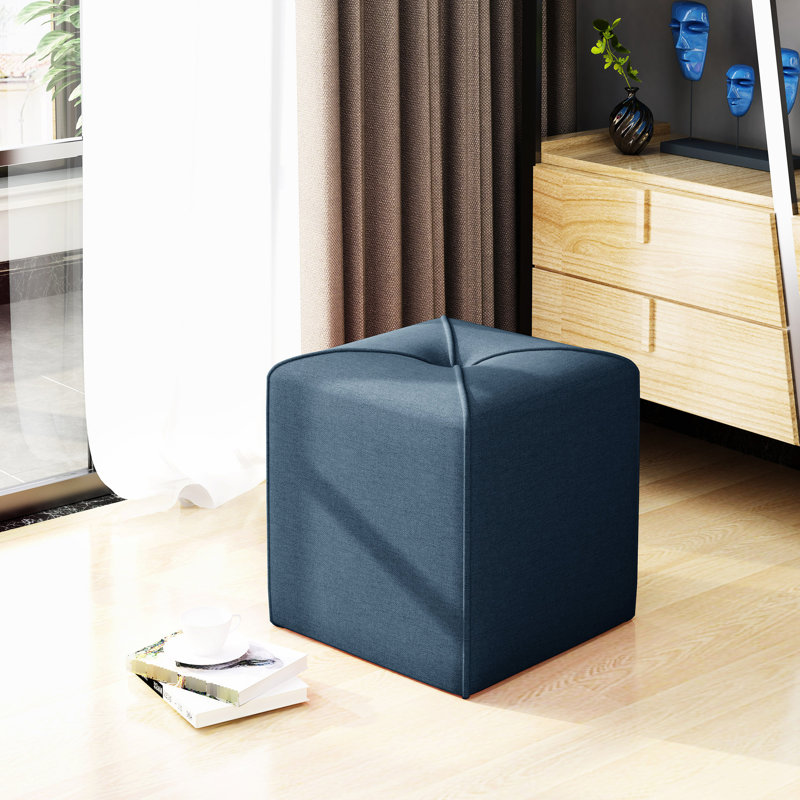 Tissu bleu marine - option de siège carré cubique supplémentaire disponible en H 17 po x l 16,5 po sans siège d'assemblage et espace de détente 17 po 16,5 po